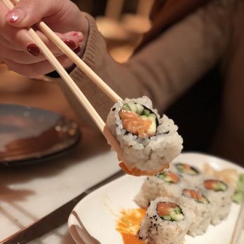 Blue Fin - Sushi Bars Near Me - New York, New York