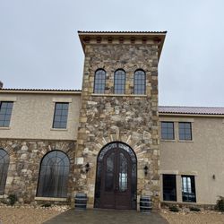 Hazy Mountain Vineyards & Brewery - Entrance to tasting room