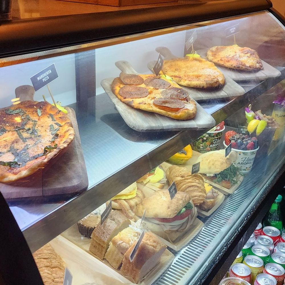 Hawaiian Aroma Caffe - Cafes Near Me - Honolulu, Hawaii