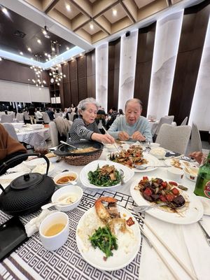 Sun Sui Wah Seafood Restaurant by null