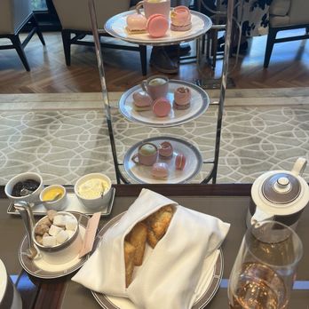 Pavilion at The Langham, Chicago - Tea Rooms Near Me - Chicago, Illinois Pavilion at The Langham, Chicago - Tea Rooms Near Me - Chicago, Illinois