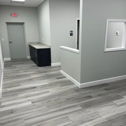 Carpet & Flooring Warehouse