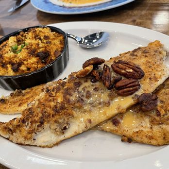 Ford’s Fish Shack - Pecan encrusted trout with Chorizo Mac and cheese. - Seafood Near Me - Chantilly, Virginia Ford’s Fish Shack - Pecan encrusted trout with Chorizo Mac and cheese. - Seafood Near Me - Chantilly, Virginia