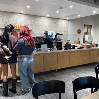 Peak Cafe - Cafes Near Me - Northridge, California