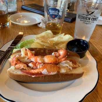 Mine Oyster - Lobster roll - Live/Raw Food Near Me - Boothbay Harbor, Maine Mine Oyster - Lobster roll - Live/Raw Food Near Me - Boothbay Harbor, Maine