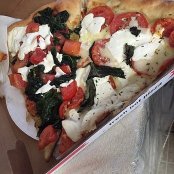 Russ Pizza - Delicious best pizza I ever had in my life - Pizza Near Me - Brooklyn, New York Russ Pizza - Delicious best pizza I ever had in my life - Pizza Near Me - Brooklyn, New York
