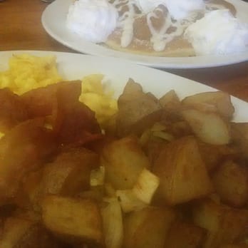 AM Cafe - Peach cobbler pancake breakfast - Breakfast & Brunch Near Me - Lancaster, California