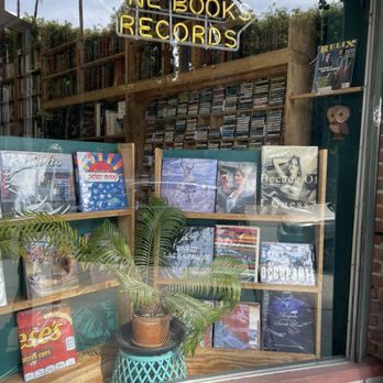 Counterpoint Records & Books - Bookstores Near Me - Hollywood, California Counterpoint Records & Books - Bookstores Near Me - Hollywood, California