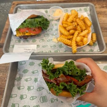 Shake Shack Valley Fair - blt and cheeseburger with fries - Fast Food Near Me - Santa Clara, California Shake Shack Valley Fair - blt and cheeseburger with fries - Fast Food Near Me - Santa Clara, California