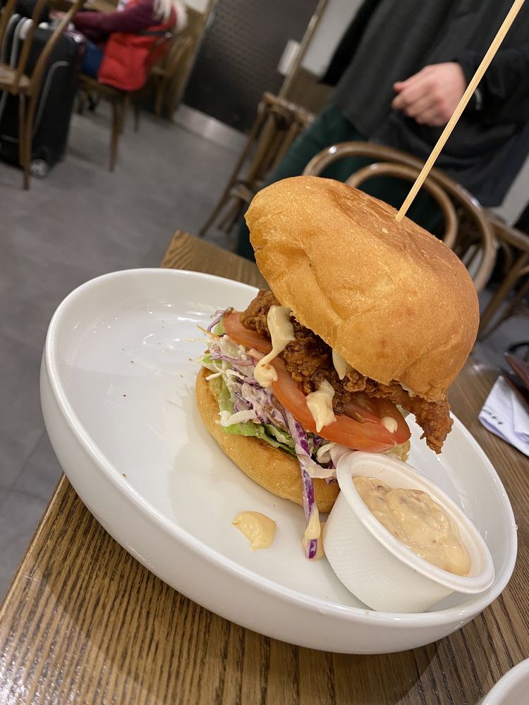 ORLEANS CHICKEN & WAFFLES Updated September 2024 Ray Emery Dr