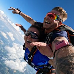 WNY Skydiving - FREEFALL!
