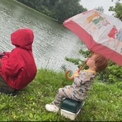 Town and Country Lakes - Watching his big cousin catch fish!