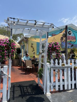 Belleair Cafe by null