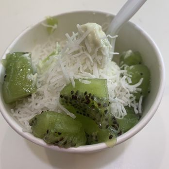 Pinkberry - Matcha green tea with coconut & kiwi - Ice Cream & Frozen Yogurt Near Me - New York, New York Pinkberry - Matcha green tea with coconut & kiwi - Ice Cream & Frozen Yogurt Near Me - New York, New York