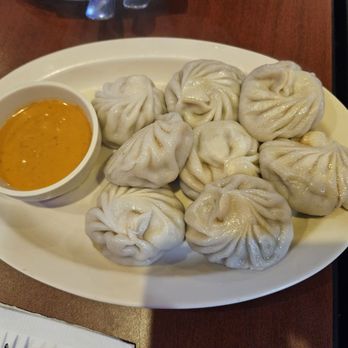 The Gurkha Kitchen - Delicious and fresh momo. Never thought they were so good. Similar to XLB. Curry dipping and veggie fillings made them unique and healthy - Himalayan/Nepalese Near Me - Sunnyvale, California