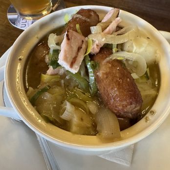 Trali Irish Pub & Restaurant - Dublin Coddle - Pubs Near Me - Raleigh, North Carolina Trali Irish Pub & Restaurant - Dublin Coddle - Pubs Near Me - Raleigh, North Carolina