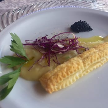 Le Contrade - Complimentary appetizer with potato purée and seaweed "caviar" (vegan). Creative and delicious. - Italian Near Me - Gaiole In Chianti, SI Le Contrade - Complimentary appetizer with potato purée and seaweed "caviar" (vegan). Creative and delicious. - Italian Near Me - Gaiole In Chianti, SI