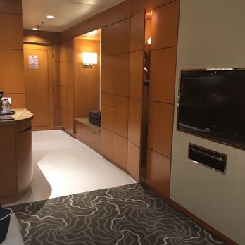 Pan Pacific Hotels Group - Foyer - Hotels Near Me - Manila, NCR