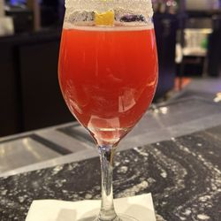 The Vintage - Strawberry lemon drop