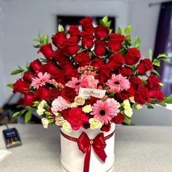Juliana’s Flowers & Gift Shop