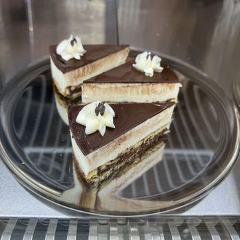 Amapola - Cafes Near Me - San Fernando Valley, California Amapola - Cafes Near Me - San Fernando Valley, California