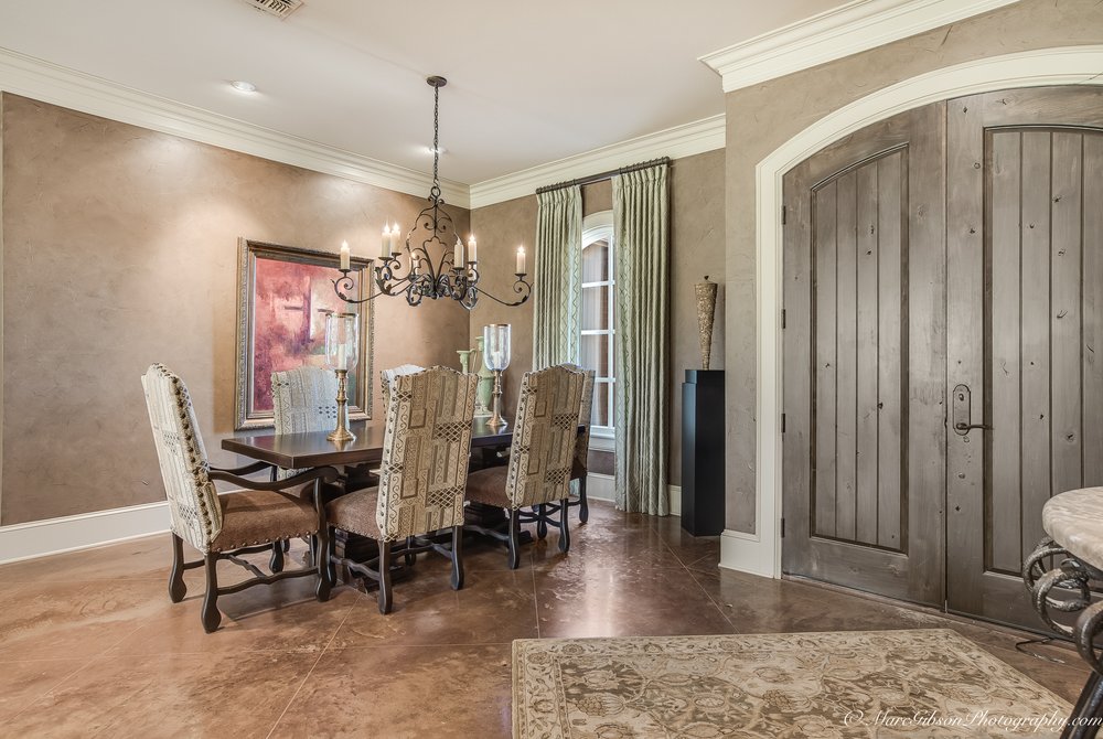 TAMMI MONTGOMERY RE/MAX REAL ESTATE SERVICES Updated October 2024