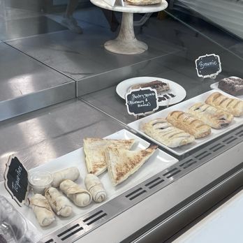 La Argentina - Pastries (display only) - Coffee & Tea Near Me - Houston, Texas La Argentina - Pastries (display only) - Coffee & Tea Near Me - Houston, Texas