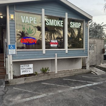 Plug Smoke Shop - Here's the best place - Vape Shops Near Me - Key West, Florida Plug Smoke Shop - Here's the best place - Vape Shops Near Me - Key West, Florida