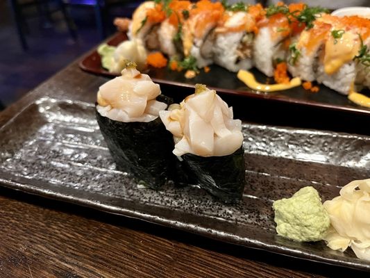 Pacific Sushi & Grill by null