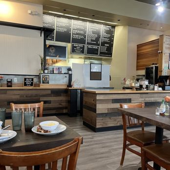 Cherie’s Southern Kitchen - Inside dining room - Southern Near Me - Dublin, California