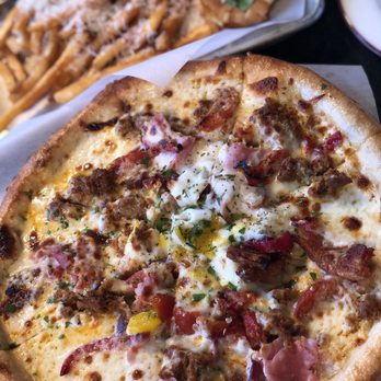 Bar Siena - Breakfast Pizza and Lobster Roll - Italian Near Me - Chicago, Illinois