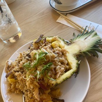 Ramen and Bao - Pineapple Fried Rice - Ramen Near Me - Oxford, Connecticut