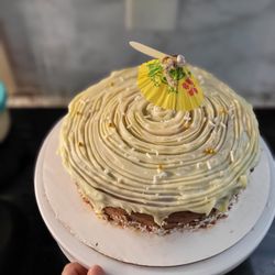 Kupkake Club - White Truffle Cake