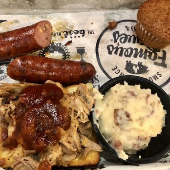 Famous Dave's Bar-B-Que - Brisket and sausage, mashed potatoes - Barbeque Near Me - Chandler, Arizona Famous Dave's Bar-B-Que - Brisket and sausage, mashed potatoes - Barbeque Near Me - Chandler, Arizona