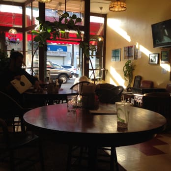 The Flying Pig - Looking toward the front door - Sandwiches Near Me - San Francisco, California