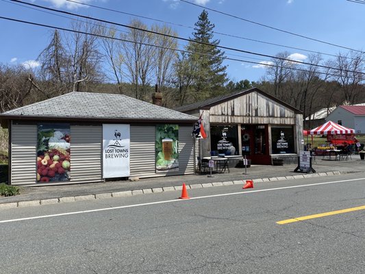 Lost Towns Brewing by null