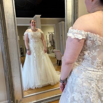Alexandra's Boutique - The most beautiful wedding gown I got at Alexandra's Boutique! - Bridal Near Me - Fall River, Massachusetts