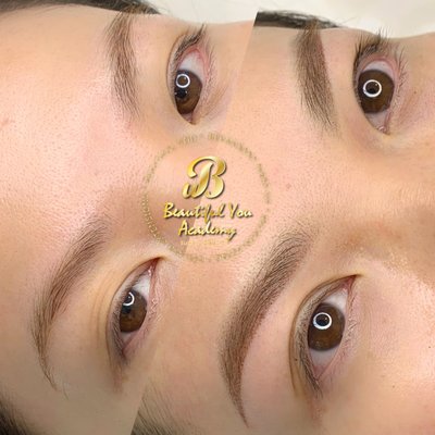 Ombré shading - Ombré shading is the new trend in eyebrow semi-permanent makeup. It gives a soft shaded brow pencil look. Once healed, it is more natural looking than solid color. It gives great definition and depth to the brows. Ombré shading is suitable for all skin types , especially for oily skin