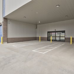 Glacier Park Storage - Tired of moving during inclement weather? Stay dry in our loading bay!
