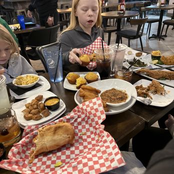 Restaurant 10 - American Near Me - Atlanta, Georgia