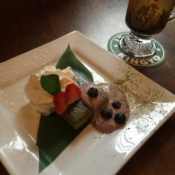 Kingyo Izakaya - Frozen Matcha Creme Brulee with creamy red bean sauce and berries. - Japanese Near Me - Toronto, Ontario