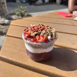 IV Juice Bar - Owners Bowl (has Peanut Butter) add Chia Porridge 8 Oz. Bowl (10 Grams of carbs)