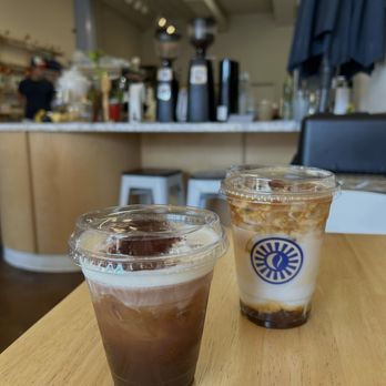 Be Bright Coffee - Einspanner - Coffee & Tea Near Me - Los Angeles, California