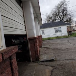 Beckman Tire & Auto Center - Me, being made to wait OUTSIDE because of this virus thing!