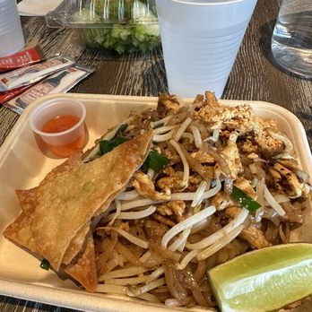 Block 9 Thai Street Eats - Chicken pad Thai $13 - Thai Near Me - Henderson, Nevada