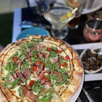 The Foundry - Chicken and prosciutto pizza - Lounges Near Me - Pompano Beach, Florida