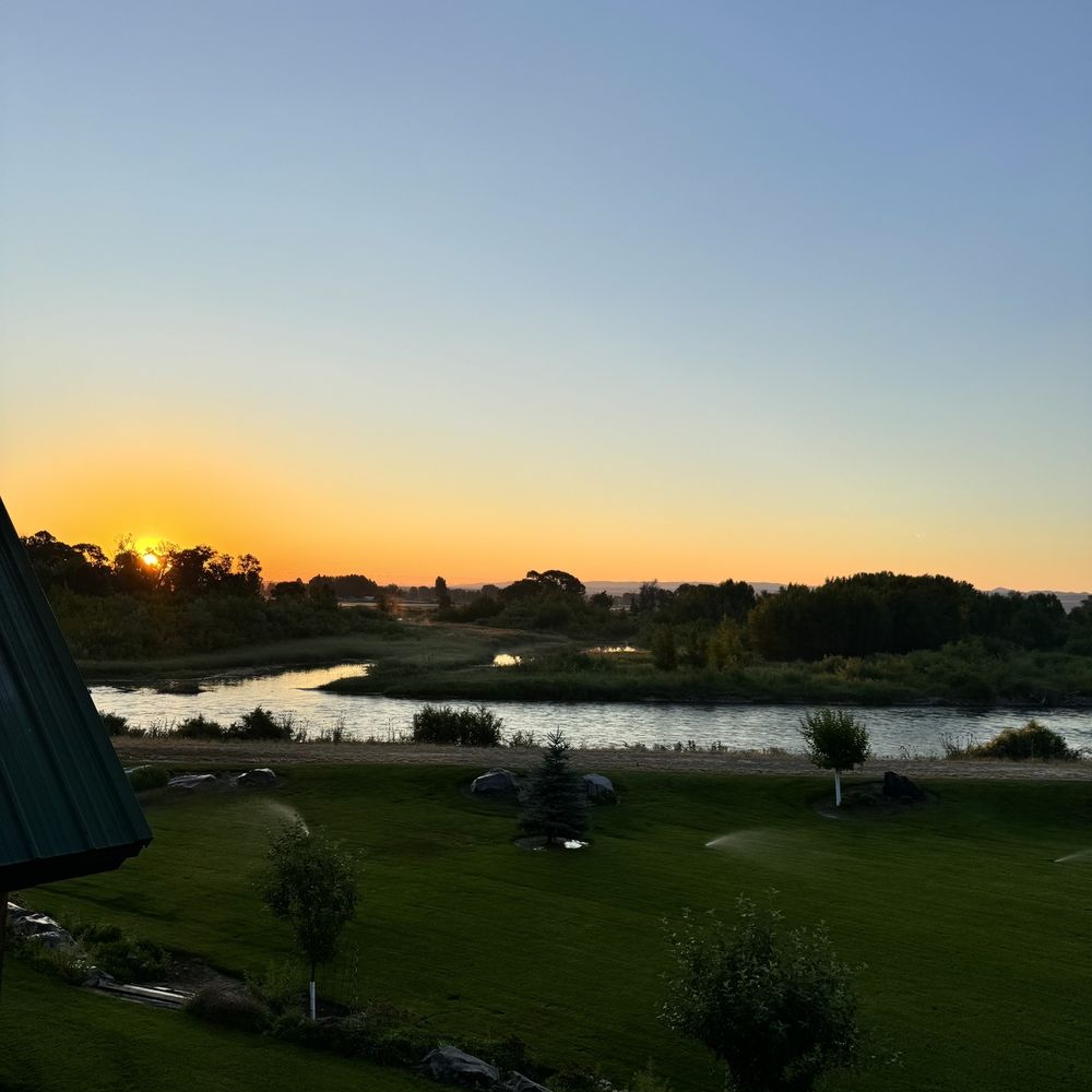 Blue Heron Inn - Sunrise from balcony of suite - Bed & Breakfast Near Me - Rigby, Idaho Blue Heron Inn - Sunrise from balcony of suite - Bed & Breakfast Near Me - Rigby, Idaho