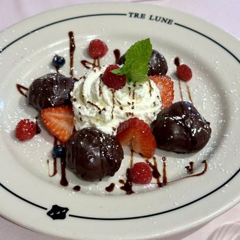 Tre Lune - Profiteroles - Italian Near Me - Montecito, California
