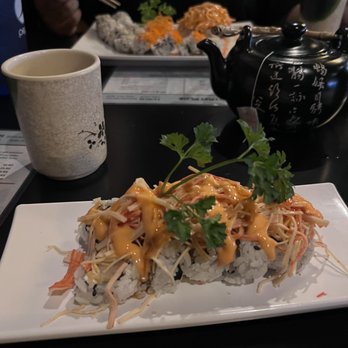 Fountain Plus - Dancing crab - Chinese Near Me - Brandon, Florida
