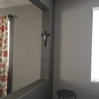 Wall Works - Main color wall and dividing contrast color sectional - Painters Near Me - Murrieta, California